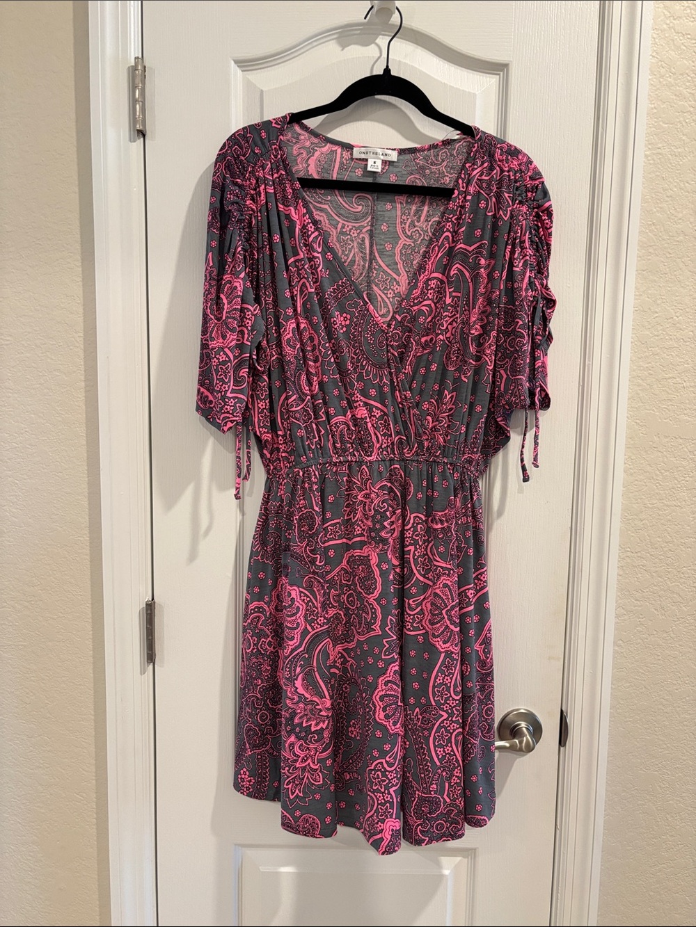 Flutter Sleeve Paisley Mini Dress in Gray and Pink